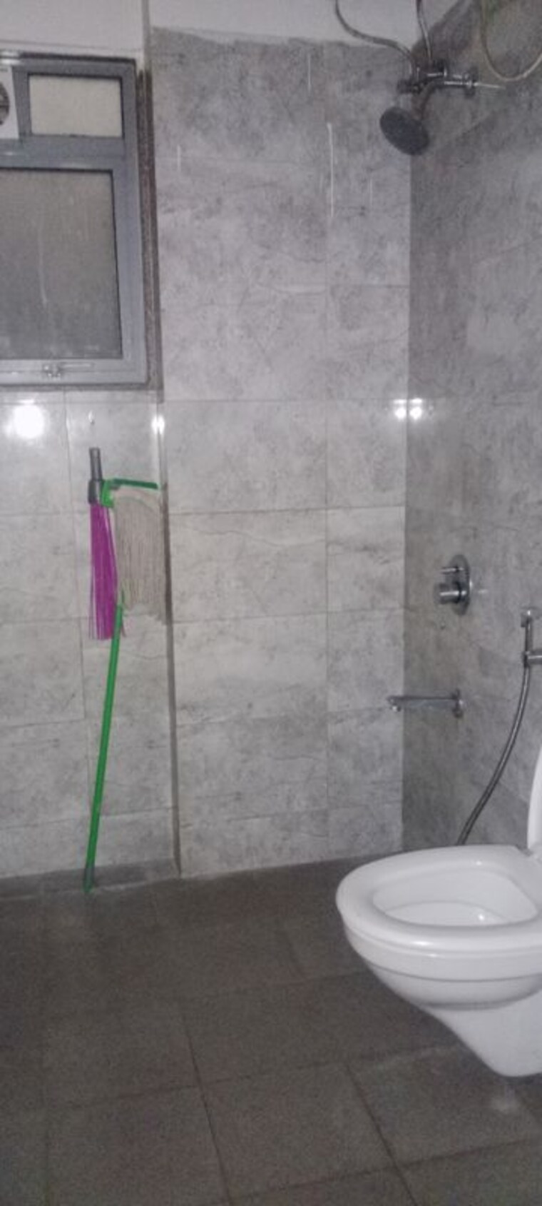 Bathroom, amanora-adreno-towers 1.5 Bedroom 750 Sq.Ft. Apartment In Hadapsar Pune 10490612