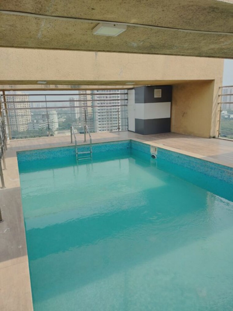Swimming Pool, swaraj-kalash 1 Bedroom 530 Sq.Ft. Apartment In Chembur Mumbai 10490639
