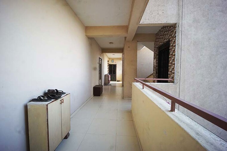 Kitchen, maninagar 3 Bedroom 155 Sq.Yd. Apartment In Maninagar Ahmedabad 10482321