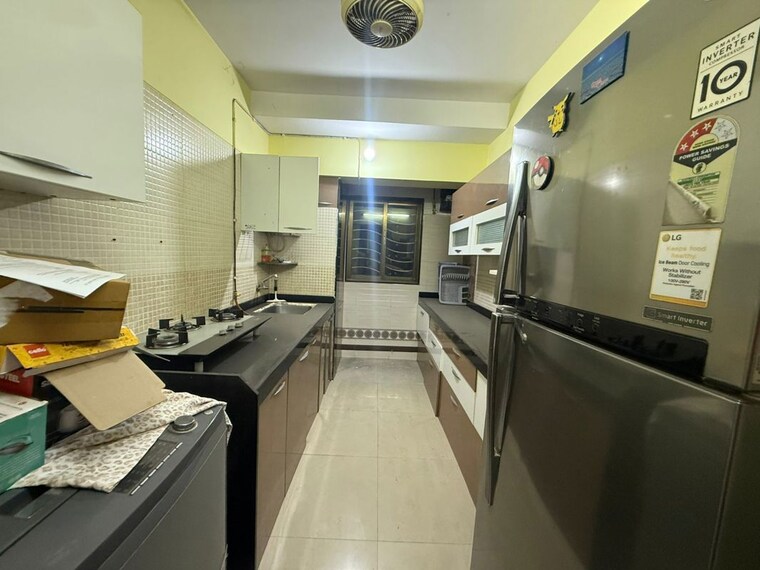 Kitchen, clover-everest-world-chs-ltd 2 Bedroom 680 Sq.Ft. Apartment In Kolshet Road Thane 10490651