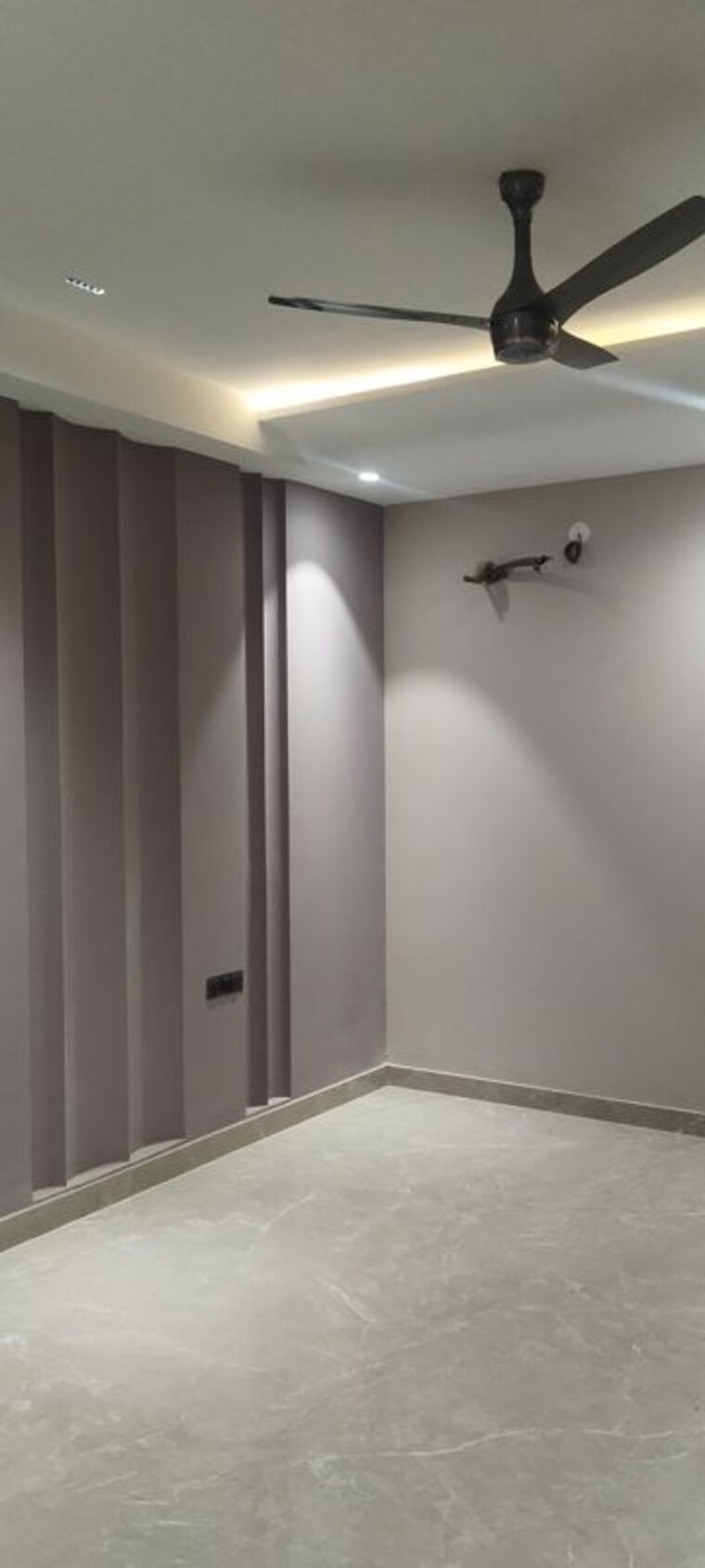 Room, tdi-the-retreat 5 Bedroom 500 Sq.Yd. Builder Floor In Sector 89 Faridabad 10490648