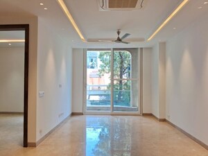 Room in 3 BHK Builder Floor at East Of Kailash – for Sale