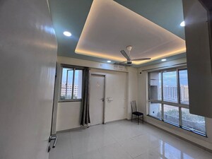 3 BHK Apartment For Rent in Lodha Splendora, Ghodbunder Road