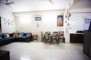 Parking in 4 BHK Independent House at Vejalpur – for Sale