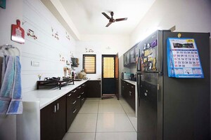 Kitchen in 4 BHK Independent House at Vejalpur – for Sale
