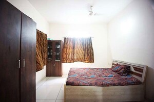Bedroom in 4 BHK Independent House at Vejalpur – for Sale