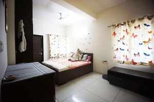 Bedroom in 4 BHK Independent House at Vejalpur – for Sale