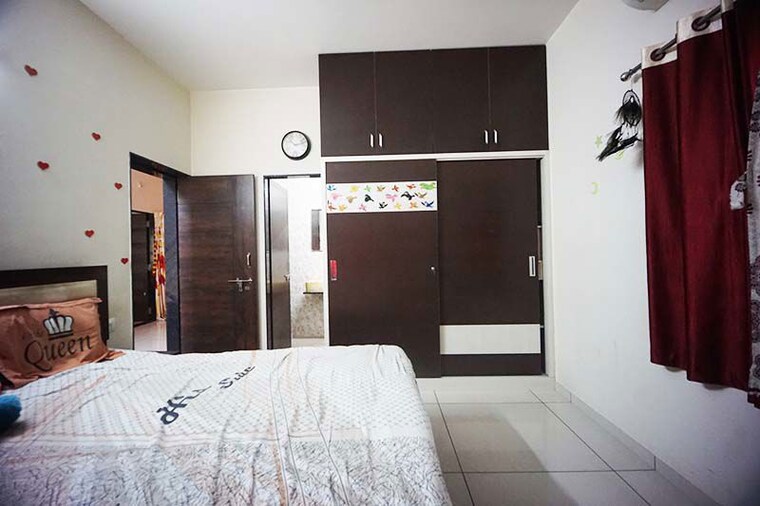 Bedroom, vejalpur 4 Bedroom 215 Sq.Yd. Independent House In Vejalpur Ahmedabad 10490696