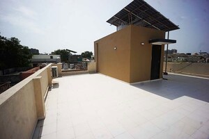 Kitchen in 4 BHK Independent House at Vejalpur – for Sale