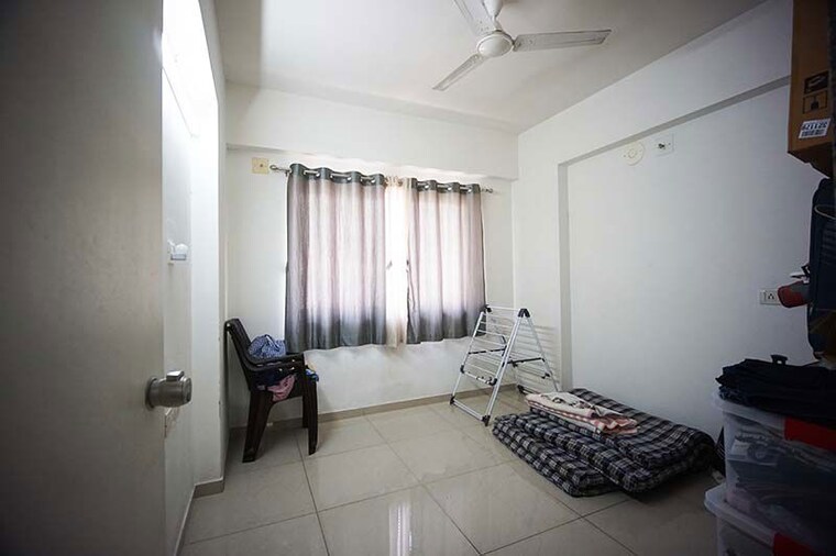 Living Room, ghuma 2 Bedroom 925 Sq.Ft. Apartment In Ghuma Ahmedabad 10482261