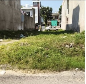  Plot For Sale in Sector 37