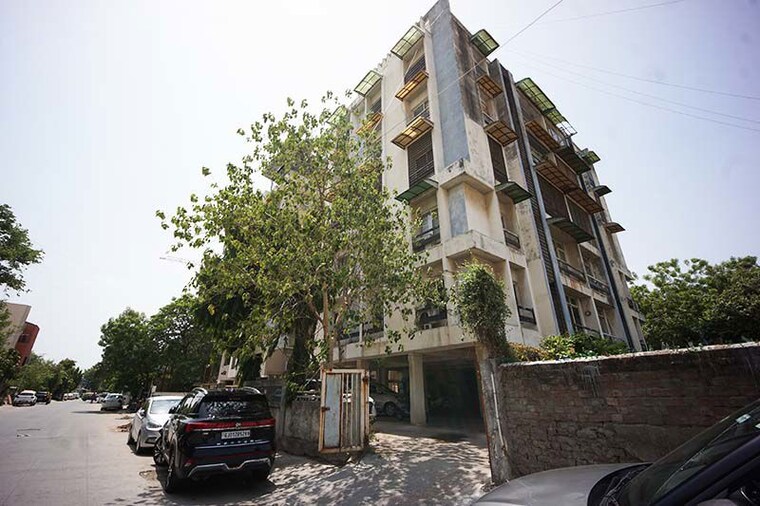 Exterior View, gurukul 3 Bedroom 210 Sq.Yd. Apartment In Gurukul Ahmedabad 10482227