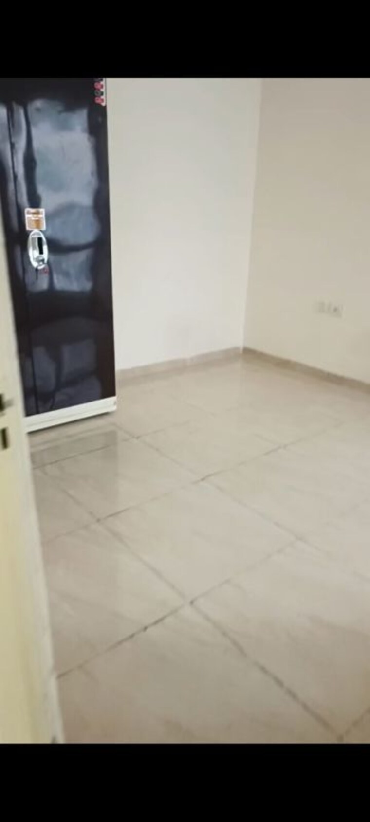 Room, gaur-city-2-14th-avenue 2 Bedroom 955 Sq.Ft. Apartment In Sector 16c Greater Noida Greater Noida 10490720