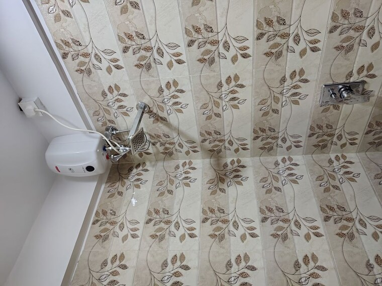 Bathroom, best nagar Pg For Girls In Best Nagar 10490726