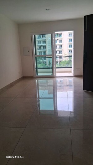 Room in 3 BHK Apartment at Hermitage Centralis, Vip Road – for Sale