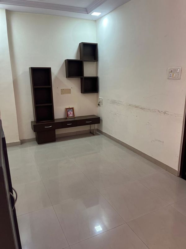 1 BHK + Study Room 550 Sq.Ft. Apartment in Shanti CHS Mahim