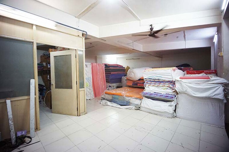 Living Room, satellite Commercial Office Space 999 Sq.Ft. In Satellite Ahmedabad 10478458