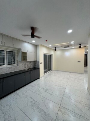 Room in 3 BHK Apartment at Sumadhura Olumpus, Nanakramguda – for Rent