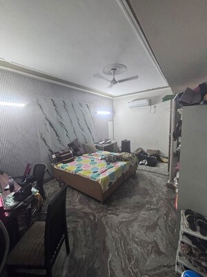 Bedroom in 3 BHK Builder Floor at Sushant Lok Iii – for Rent
