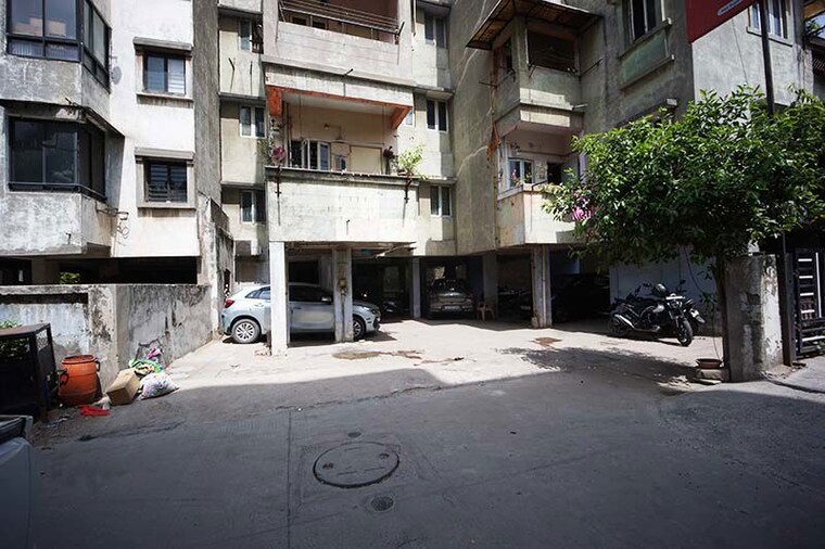 Exterior View, maninagar 2 Bedroom 107 Sq.Yd. Apartment In Maninagar Ahmedabad 10478340