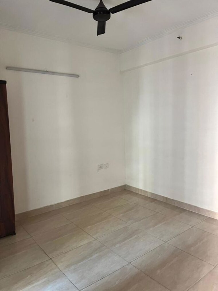 Room, panchsheel green 4 Bedroom 1900 Sq.Ft. Villa In Panchsheel Green Greater Noida 10486754