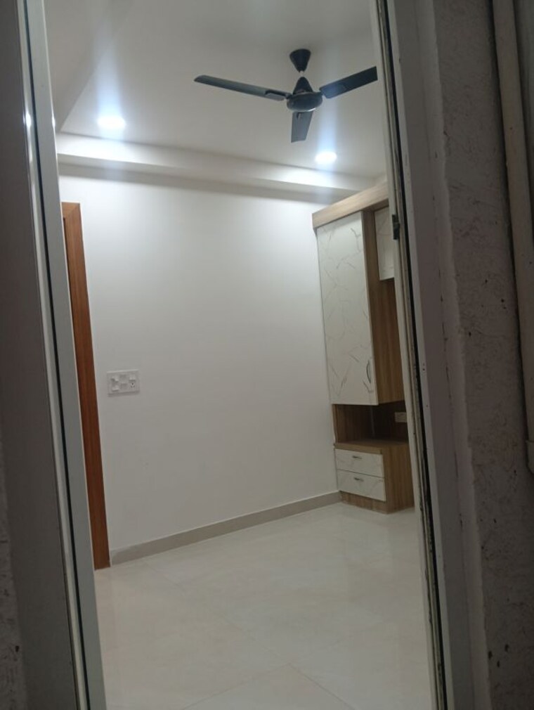 undefined, anant-dham-society 3 Bedroom 1050 Sq.Ft. Apartment In Sector 49 Noida 10490818