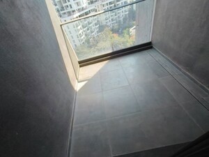 Room in 2 BHK Apartment at Malpani Vivanta, Balewadi – for Rent