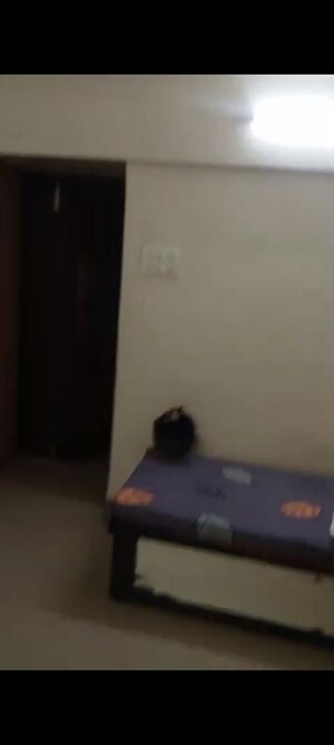 Furnished Amenities in 1 BHK Apartment at Goregaon West – for Rent