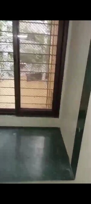 Room in 1 BHK Apartment at Goregaon West – for Rent