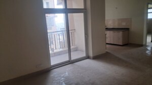 Room in 3.5 BHK Apartment at Sector 82 – for Rent