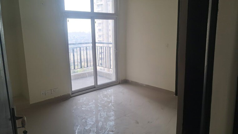 Room, sector 82 3.5 Bedroom 1540 Sq.Ft. Apartment In Sector 82 Noida 10490707