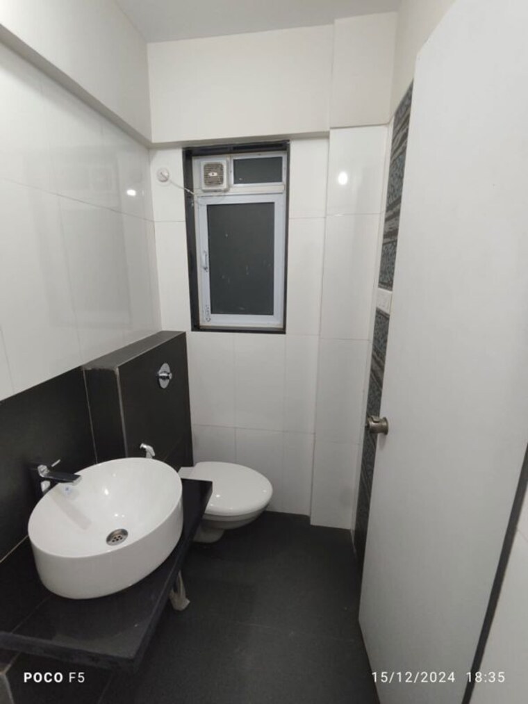 Attached Bathroom, bajaj-emerald 3 Bedroom 1397 Sq.Ft. Apartment In Andheri East Mumbai 10490826