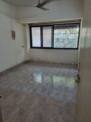 Room in 2 BHK Apartment at Neelkanth Pooja CHS, Dombivli East – for Rent