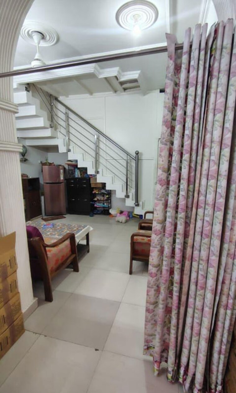 Living Room, sector 49 5 Bedroom 157 Sq.Mt. Independent House In Sector 49 Noida 10490869