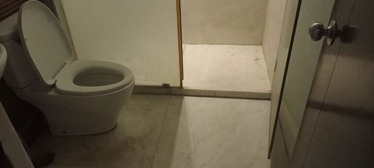 Bathroom, hill-ridge-springs 4 Bedroom 2800 Sq.Ft. Apartment In Gachibowli Hyderabad 10485075