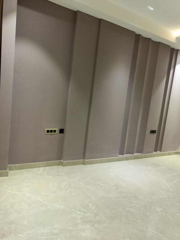 Room, tdi-the-retreat 5 Bedroom 500 Sq.Ft. Apartment In Sector 89 Faridabad 10490892