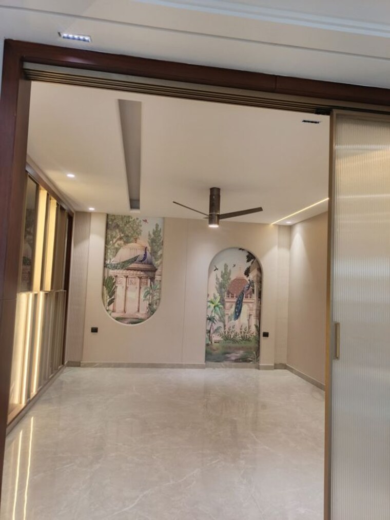 Room, tdi-the-retreat 5 Bedroom 500 Sq.Ft. Apartment In Sector 89 Faridabad 10490892