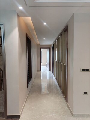 Building Lobby in 5 BHK Apartment at TDI The Retreat, Sector 89 – for Sale