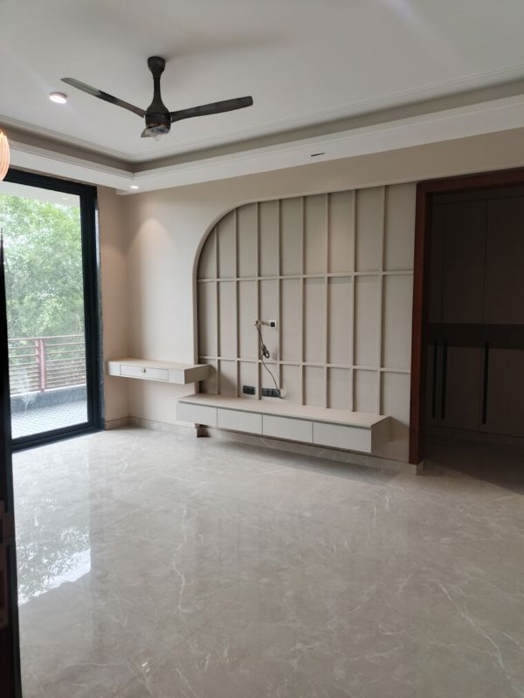 Room, tdi-the-retreat 5 Bedroom 500 Sq.Ft. Apartment In Sector 89 Faridabad 10490892
