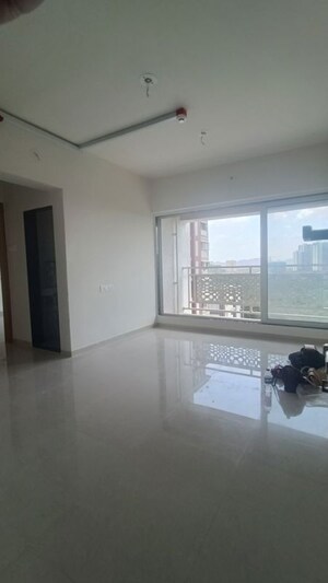 Room in 1 BHK Apartment at Lodha Panacea 1, Dombivli East – for Rent