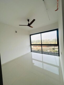 1 BHK + Extra Room Apartment For Rent in Marathon Nextown