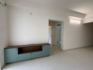 Room in 2 BHK Apartment at Godrej Nurture Pune, Mamurdi – for Rent