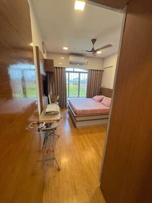 Bedroom in 2 BHK Apartment at Dosti Eastern Bay Phase 1, Wadala – for Sale