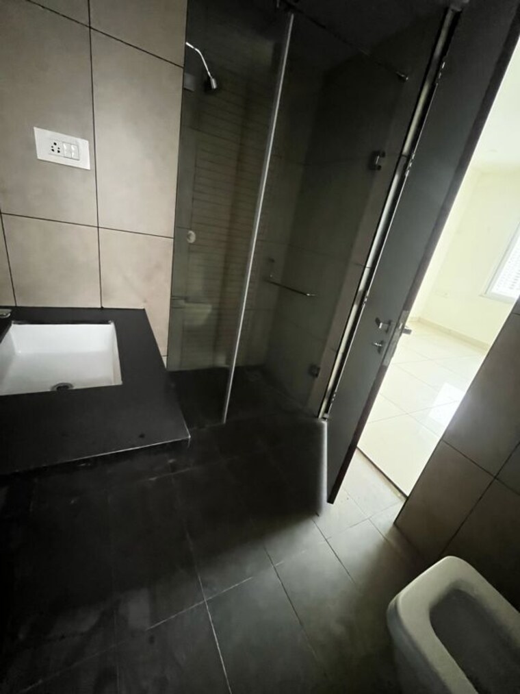 Washroom, trendset-jayabheri-elevate 3 Bedroom 2215 Sq.Ft. Apartment In Madhapur Hyderabad 10490938