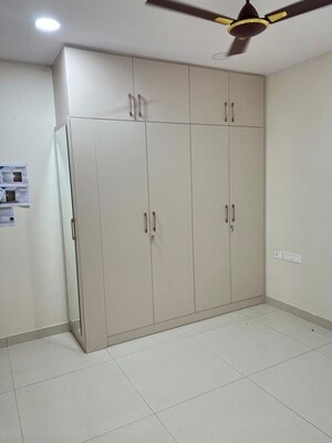 Room in 3 BHK Apartment at Sumadhura Horizon, Kondapur – for Rent
