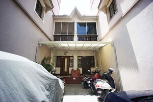 Kitchen in 5 BHK Independent House at Kankaria – for Sale
