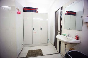 Team Area in 5 BHK Independent House at Kankaria – for Sale
