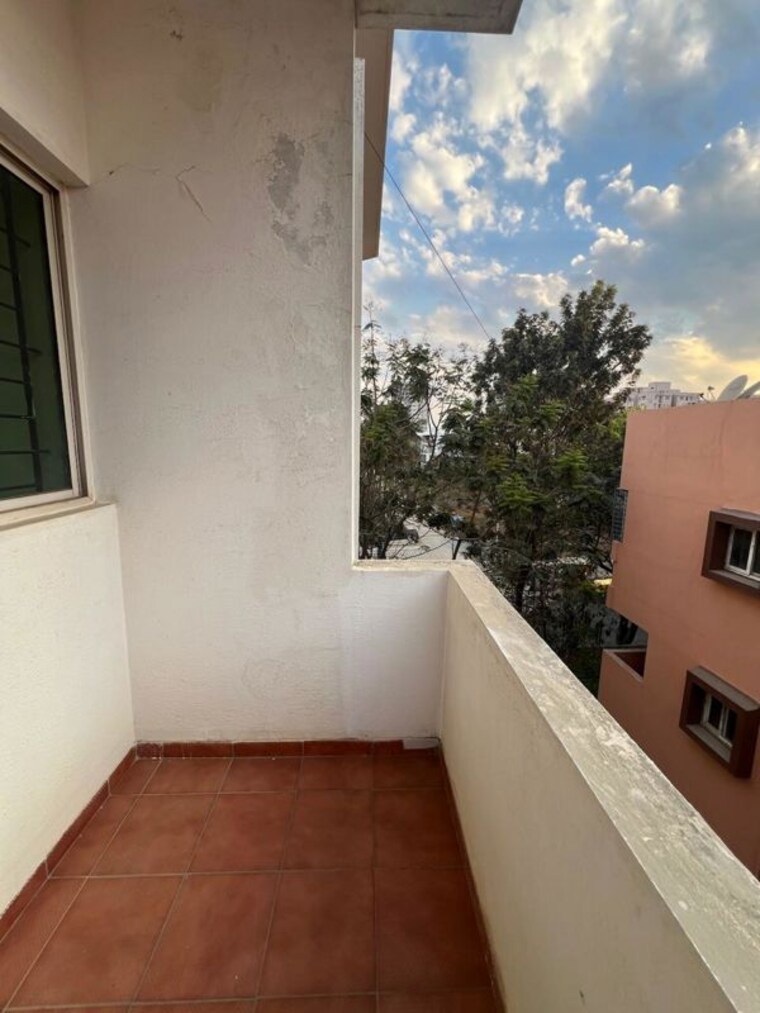 Balcony, gr-shantinivas 4 Bedroom 3100 Sq.Ft. Apartment In Singasandra Bangalore 10491001