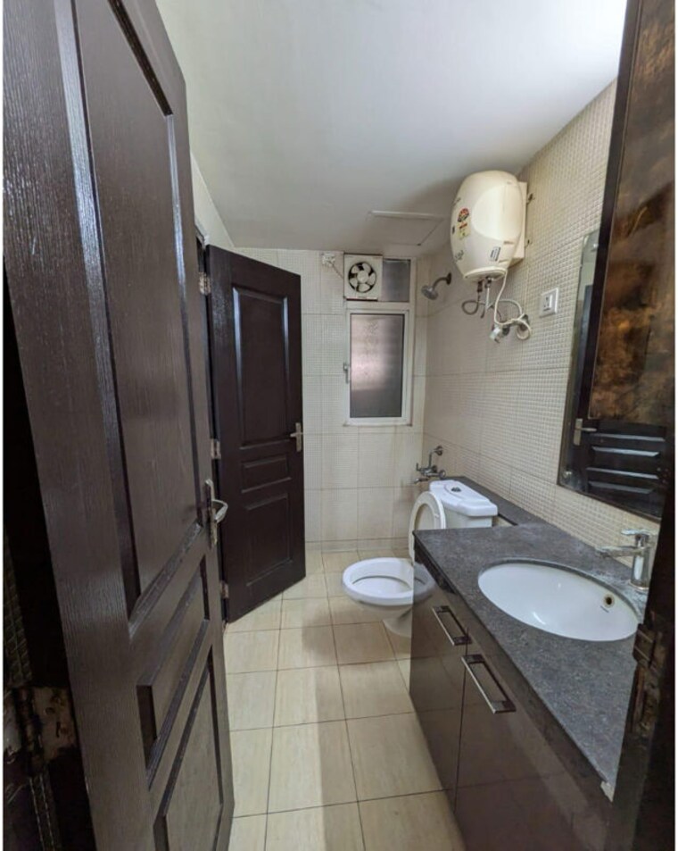 Bathroom, 3c-lotus-boulevard 3 Bedroom 1780 Sq.Ft. Apartment In Sector 100 Noida 10491002