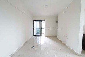 Room in 3 BHK Apartment at Ratan Apartment, Pashan – for Rent
